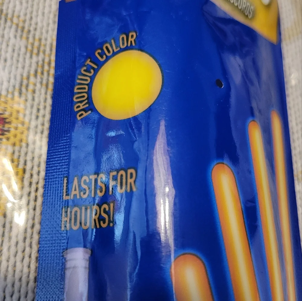 Glow Stick Party Pack - Yellow